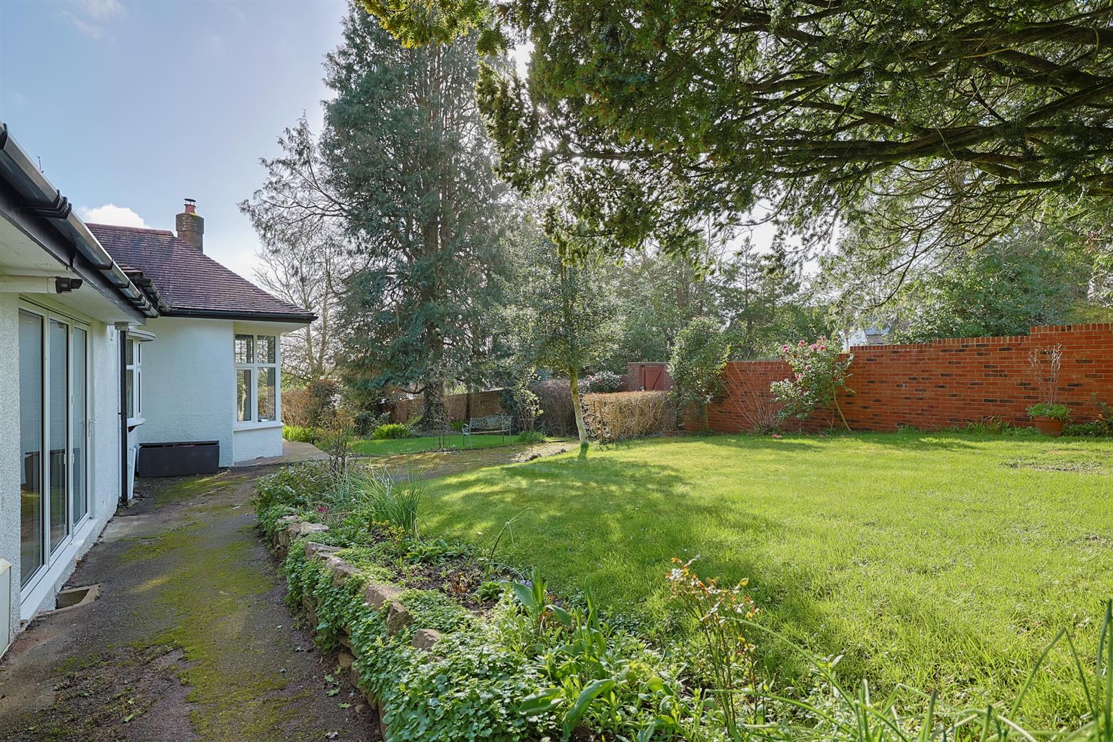 256 Gower Road, Sketty, Swansea, SA2 9JL